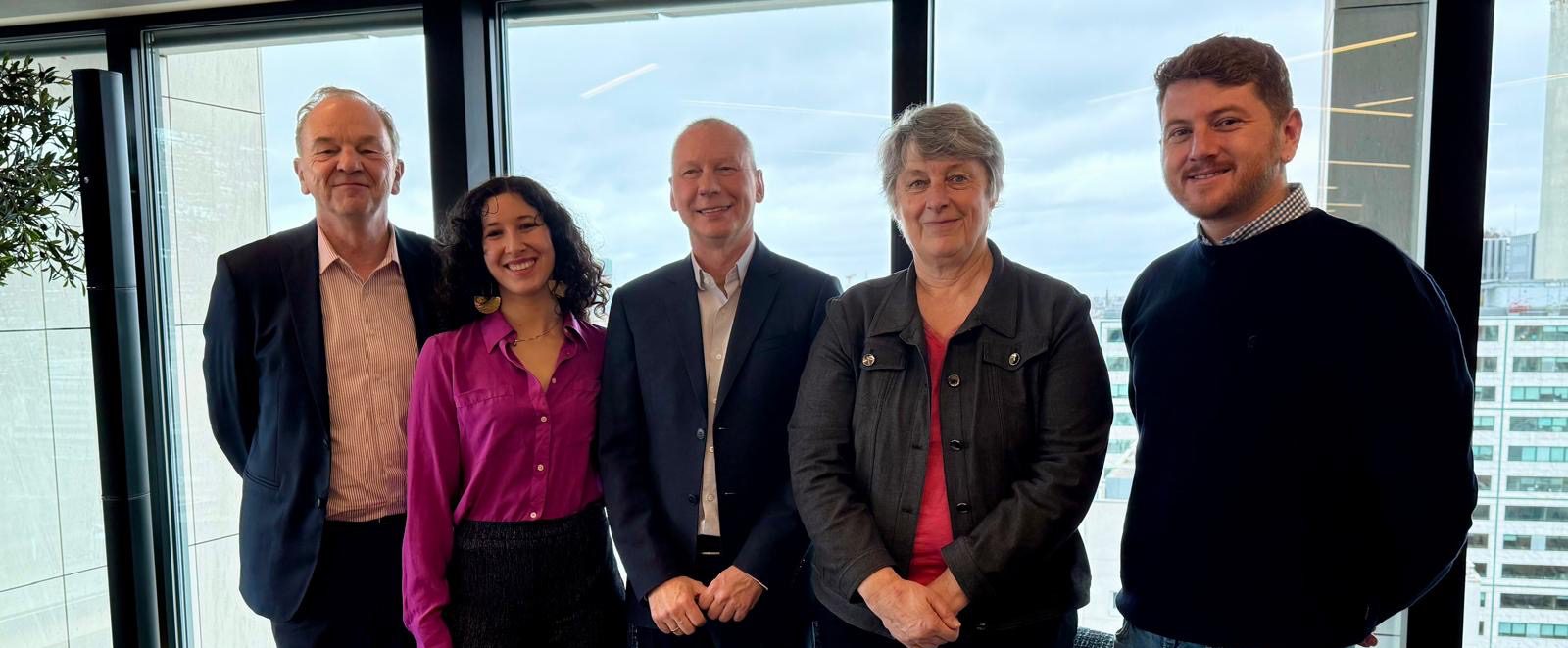 f5179d72-7a46-4d18-a89e-00e0c02dbefb—Copie